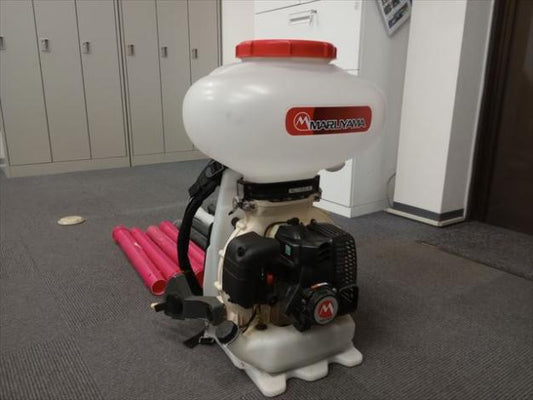 丸山　中古動力散布機