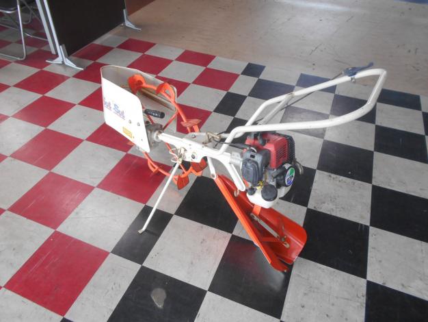 【ジャンク品】　熊谷農機　中古　溝切機