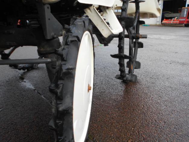 クボタ6条田植機