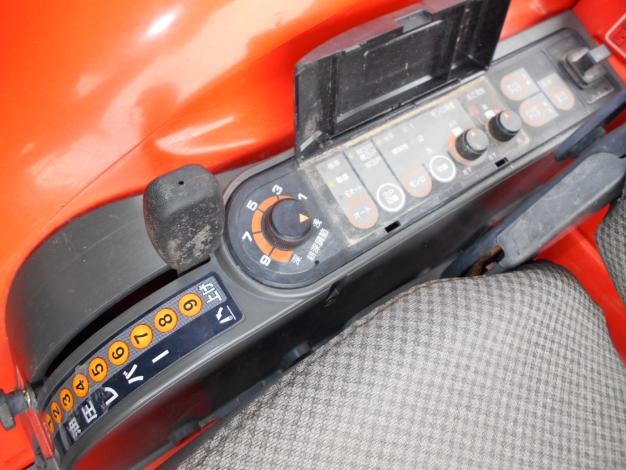 中古　クボタトラクター