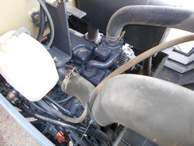 中古　クボタトラクター