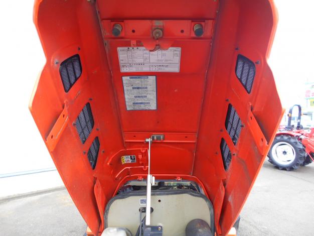 中古　クボタトラクター