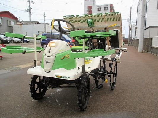 *ヤンマー4条田植機