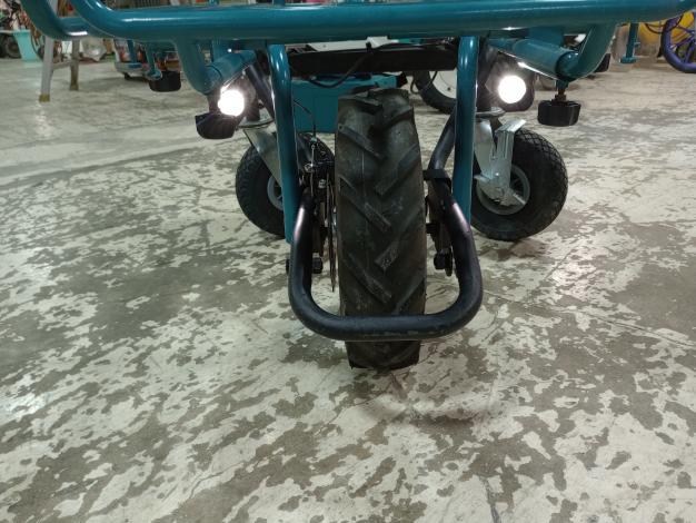 マキタ　充電式運搬車