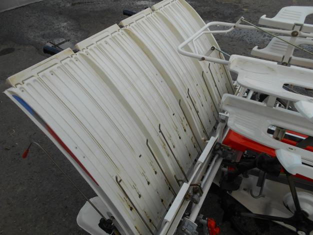 中古　クボタ　歩行田植機　4条