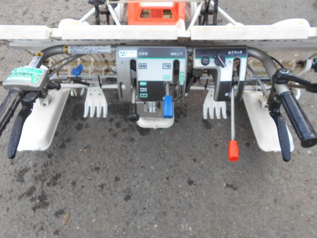 中古　クボタ　歩行田植機　4条