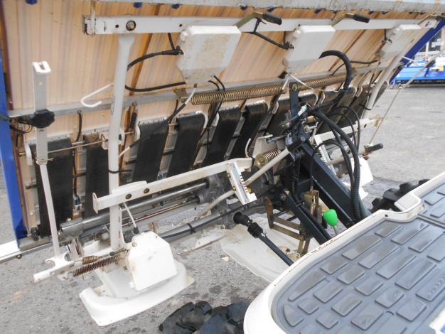 中古　イセキ　田植機　6条