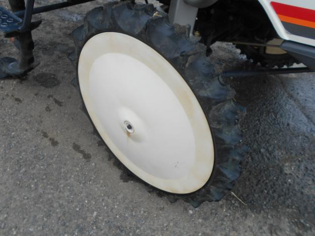 中古　イセキ　田植機　6条