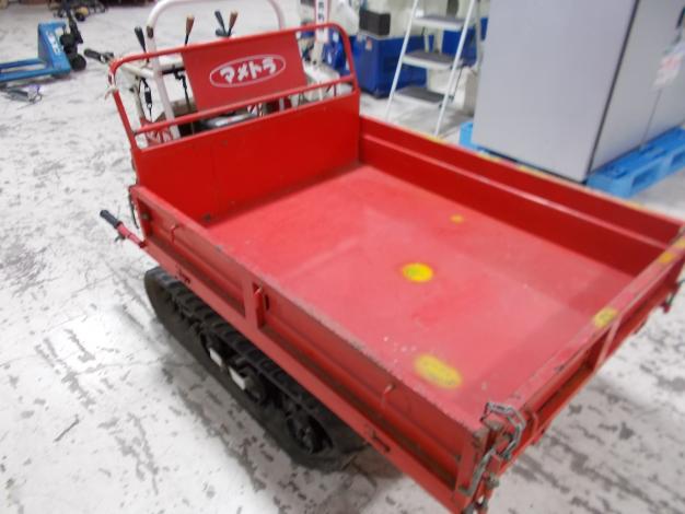 №2834　マメトラ　クローラー運搬車　ＳＣ－６Ｄ　４００㎏積載　ガソリン　手動ダンプ　三菱　実働　発送ＯＫ　山形より Yahoo!オークション -「マメトラ」(運搬車、トレーラー) (農業機械)の