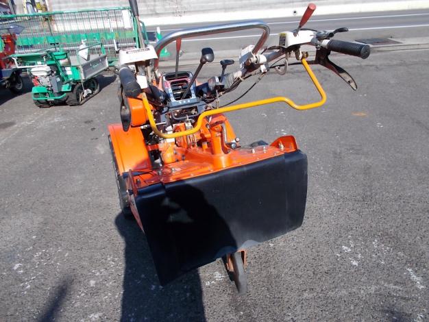 セル付8.5馬力ディーゼル耕耘機