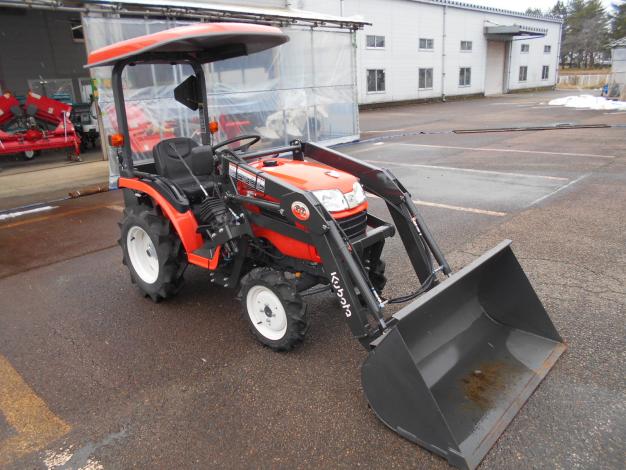クボタ　中古　ショベルローダ専用トラクター
