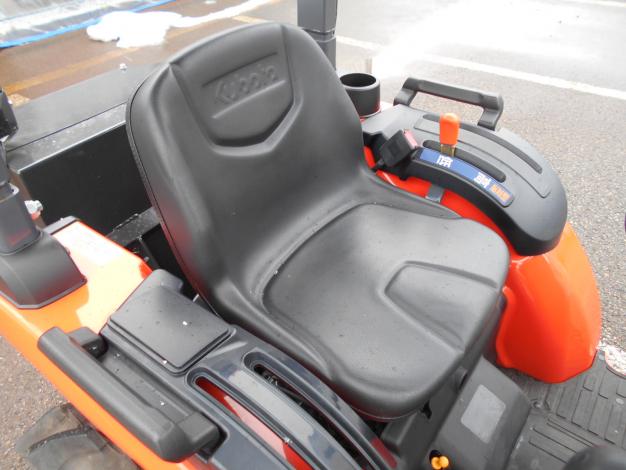 クボタ　中古　ショベルローダ専用トラクター