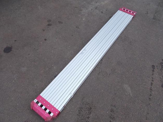 ピカコーポレーション　中古　コンパクトステージ