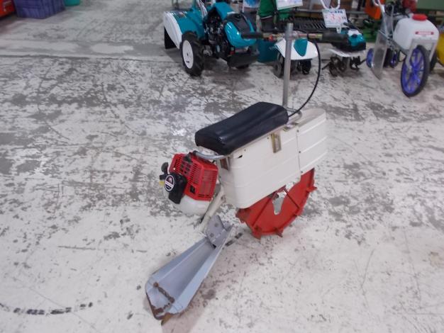 丸山　中古　乗用溝切機